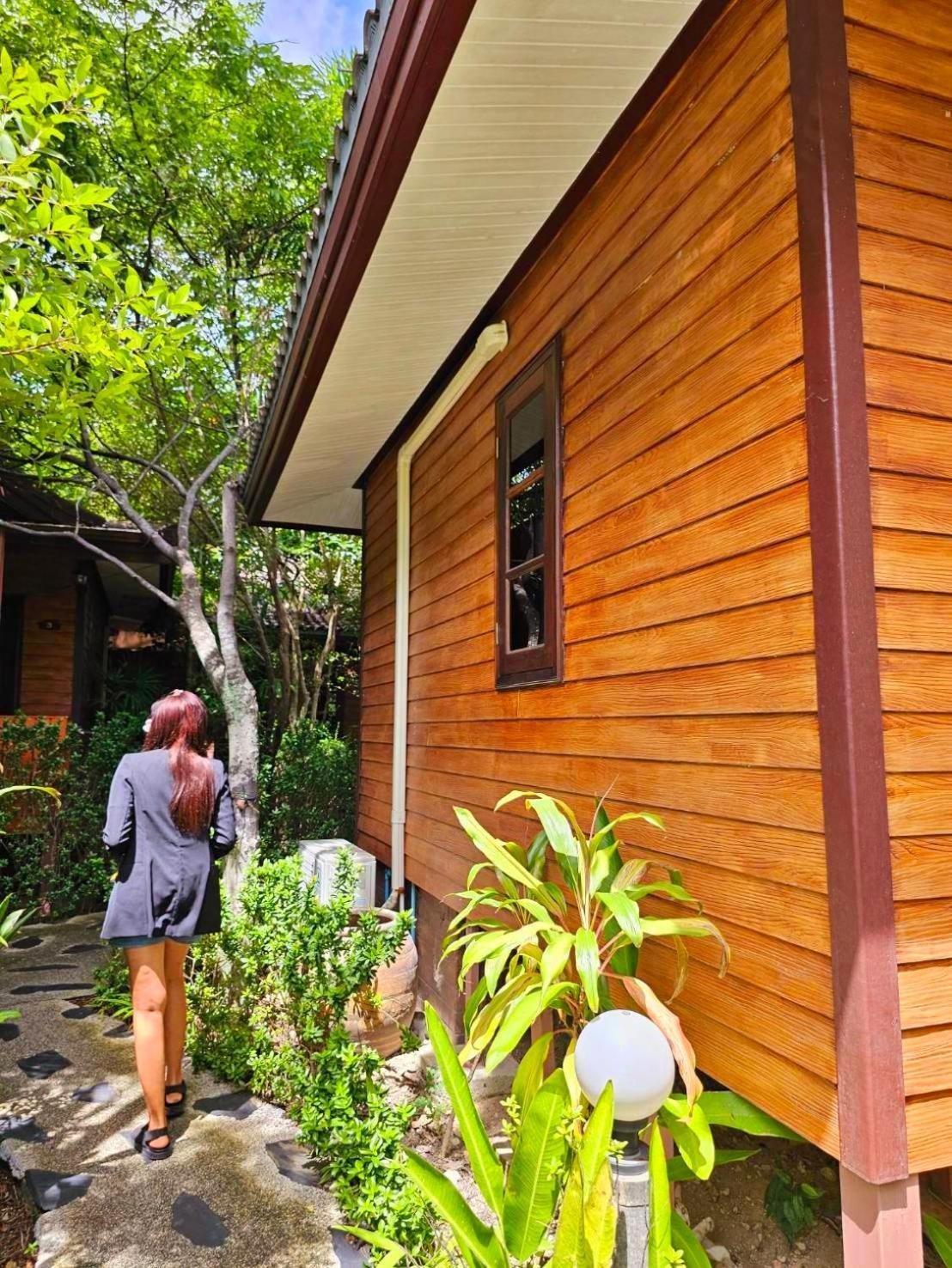 Samran Resort Chalong Exteriör bild